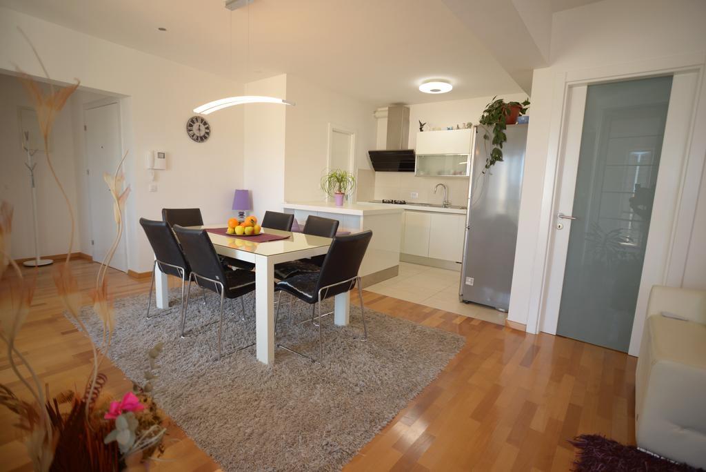 Base Bridge Apartment - Zadar City Centre - Free Parking Екстер'єр фото