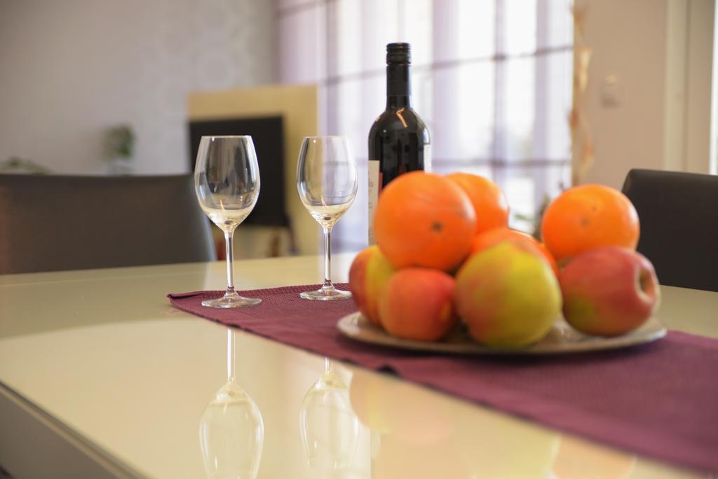 Base Bridge Apartment - Zadar City Centre - Free Parking Екстер'єр фото