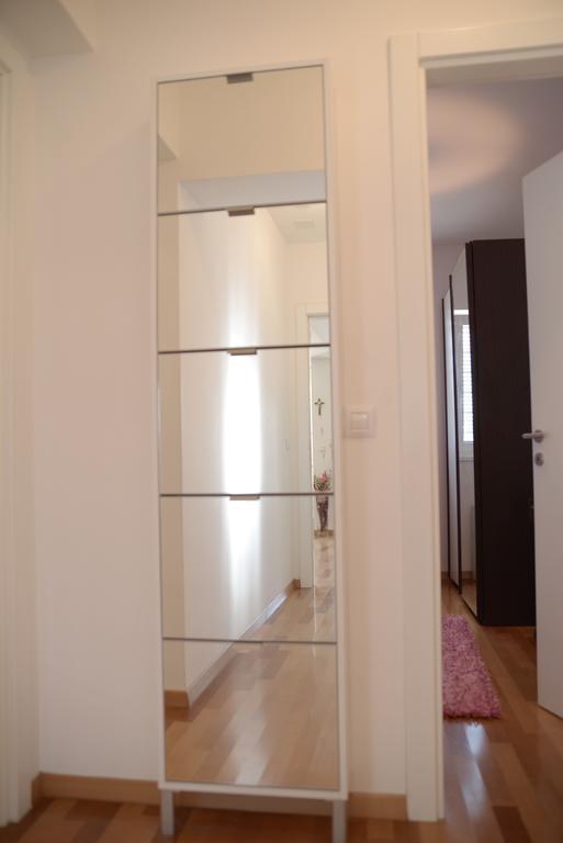 Base Bridge Apartment - Zadar City Centre - Free Parking Екстер'єр фото